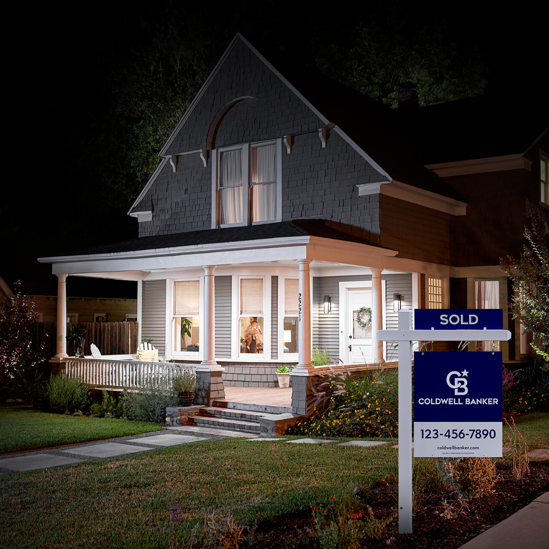 GYH_Home-Exterior-Night-People-and-Sold-Yardsign_Social